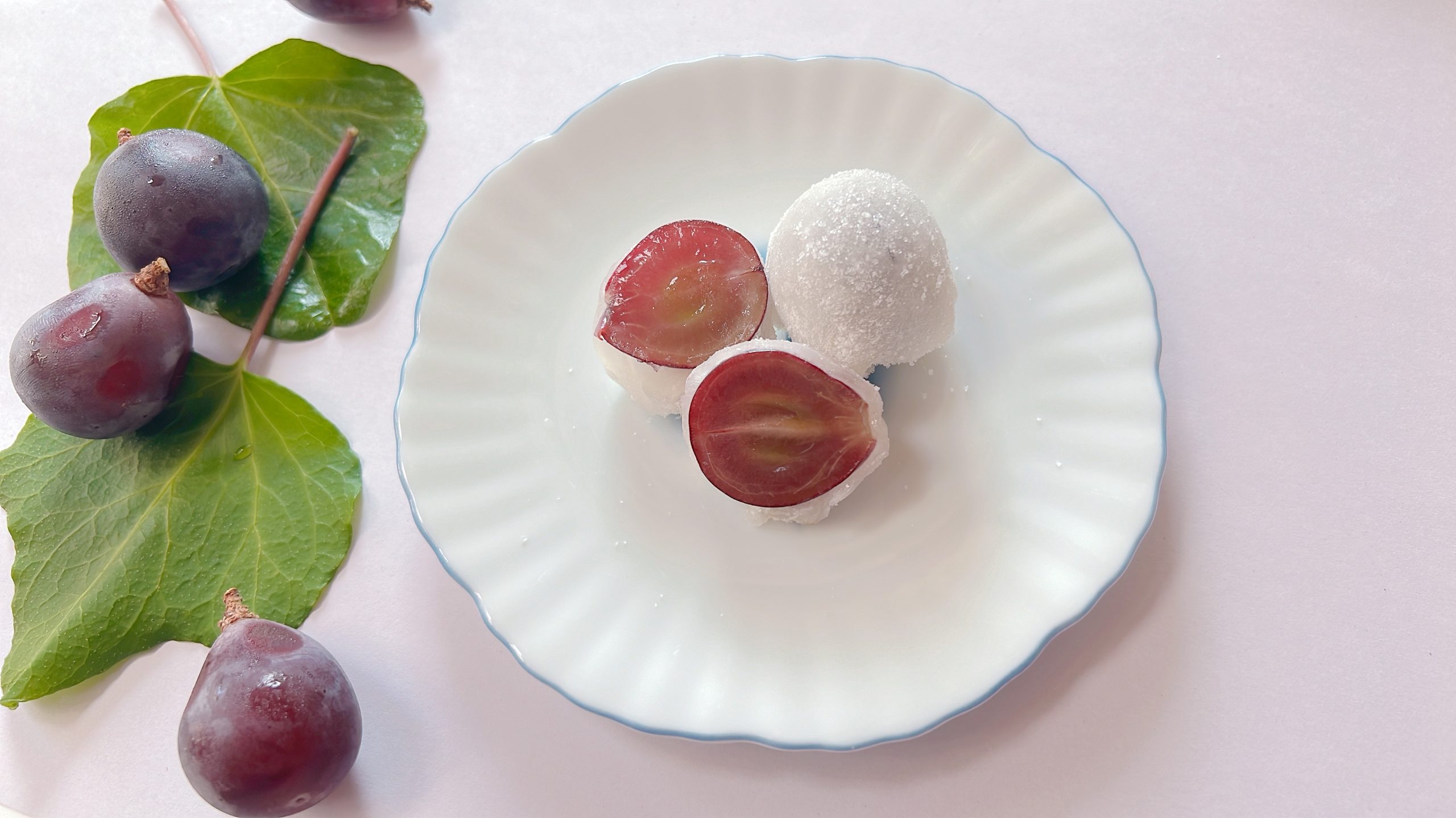 丸ごとぶどう大福